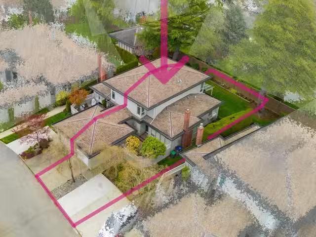 Condo for sale in Surrey, British Columbia