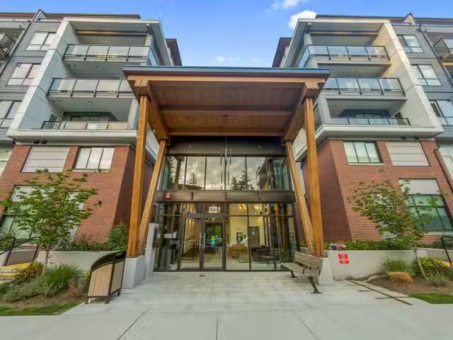 Condo for sale in Surrey, British Columbia