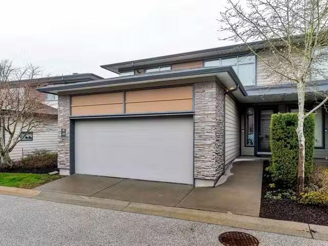 Condo for sale in Surrey, British Columbia