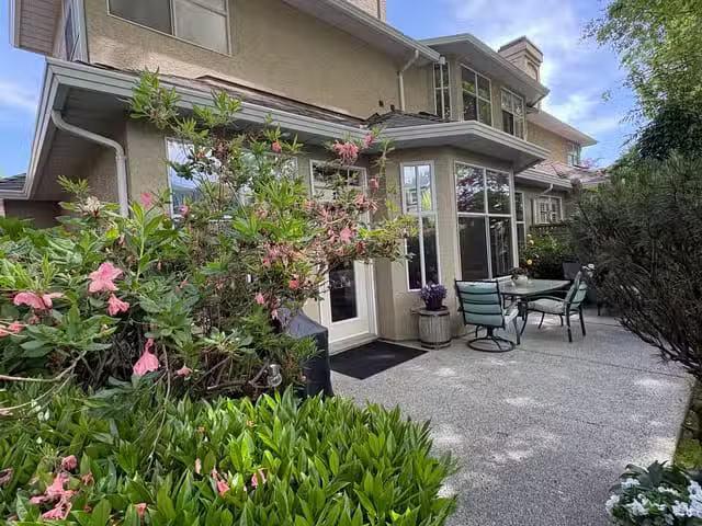 Condo for sale in Surrey, British Columbia