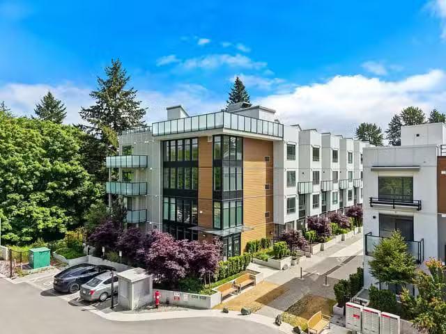 Condo for sale in Surrey, British Columbia