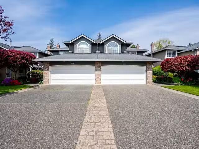 Condo for sale in Surrey, British Columbia