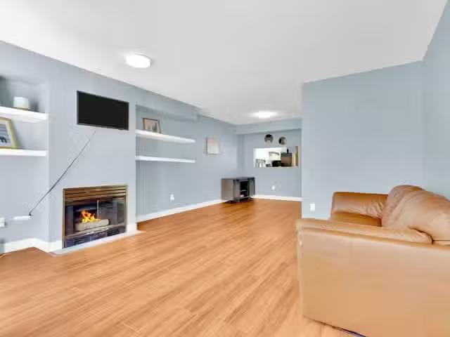 Condo for sale in Surrey, British Columbia