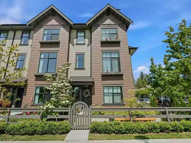 Condo for sale in Surrey, British Columbia
