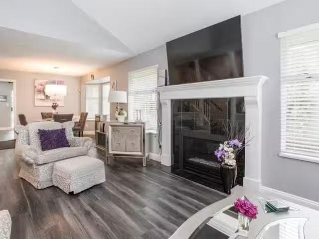 Condo for sale in Surrey, British Columbia