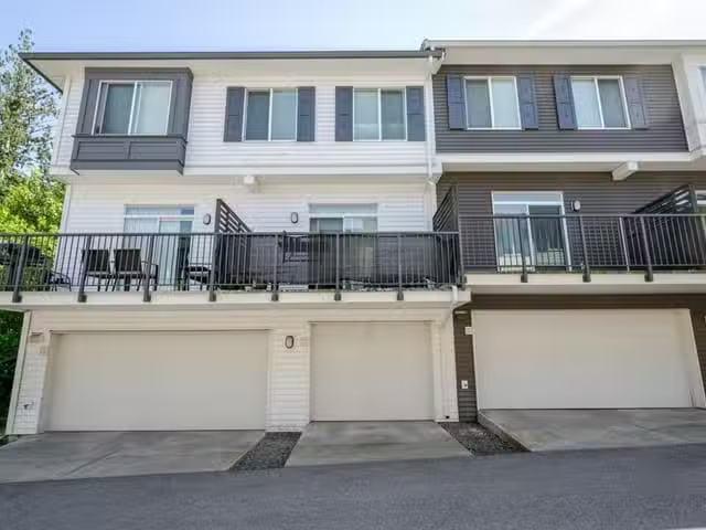 Condo for sale in Surrey, British Columbia