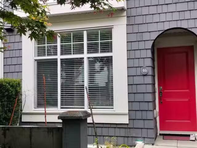 Condo for sale in Surrey, British Columbia