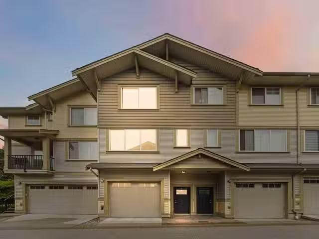 Condo for sale in Surrey, British Columbia