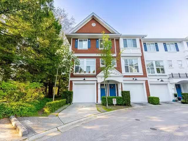 Condo for sale in Surrey, British Columbia