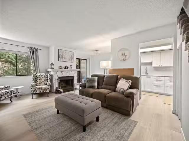 Condo for sale in Surrey, British Columbia