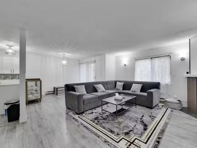 Condo for sale in Surrey, British Columbia