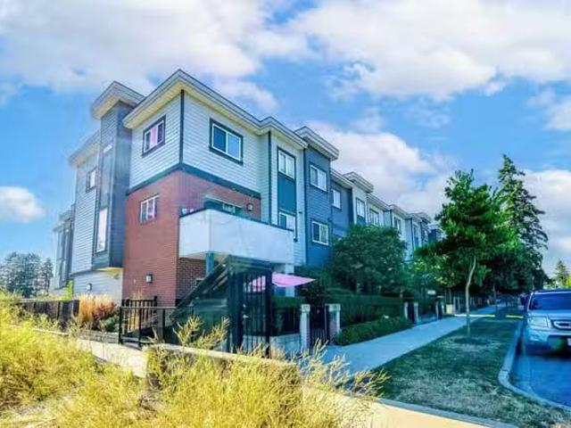 Condo for sale in Surrey, British Columbia