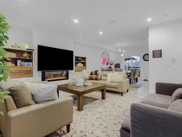 Condo for sale in Surrey, British Columbia