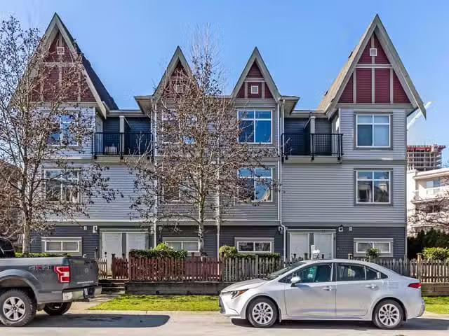 Condo for sale in Surrey, British Columbia