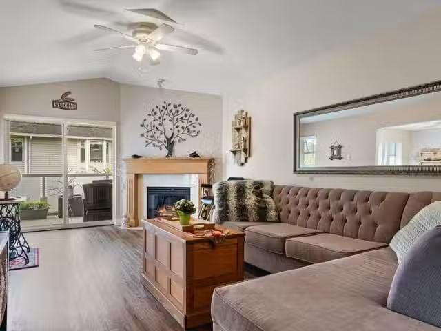 Condo for sale in Surrey, British Columbia