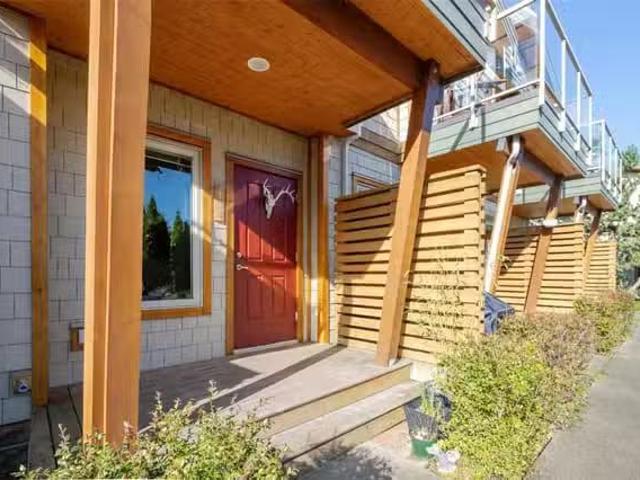 Condo for sale in Clayoquot, British Columbia