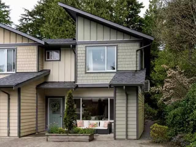 Condo for sale in Clayoquot, British Columbia