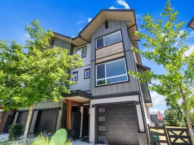 Condo for sale in Delta, British Columbia