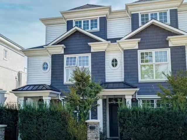 Condo for sale in Vancouver, British Columbia