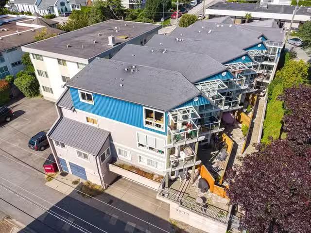 Condo for sale in White Rock, British Columbia