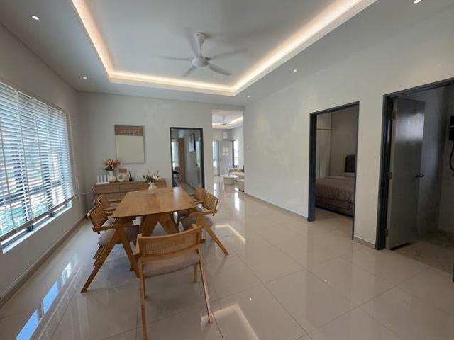 Townhouse for sale in Tanjong Sepat, Selangor