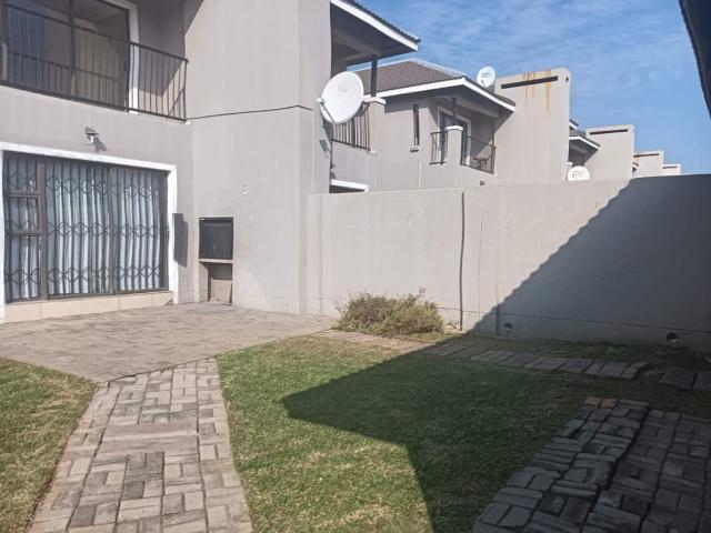 Townhouse for sale in Bloemfontein, Free State
