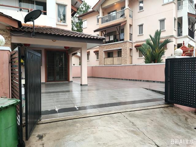 Townhouse for sale in Selayang, Selangor