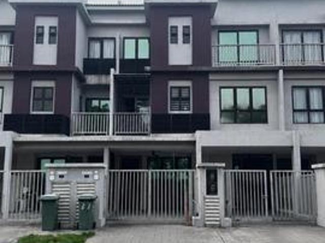 Townhouse for sale in Kajang, Langat