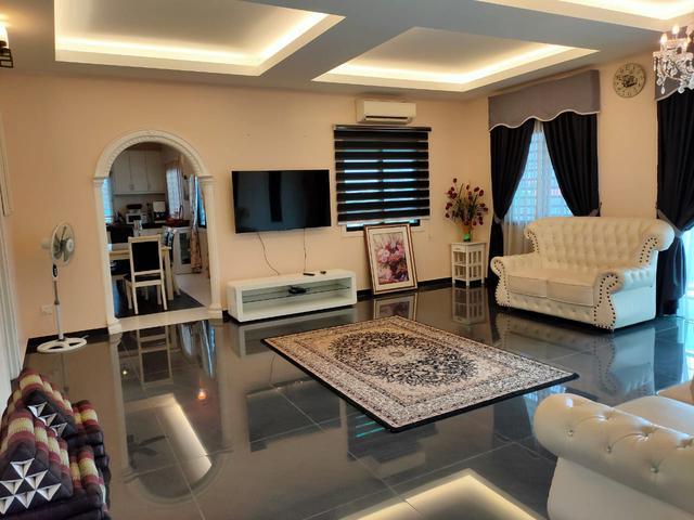 Townhouse for rent in Selayang, Selangor
