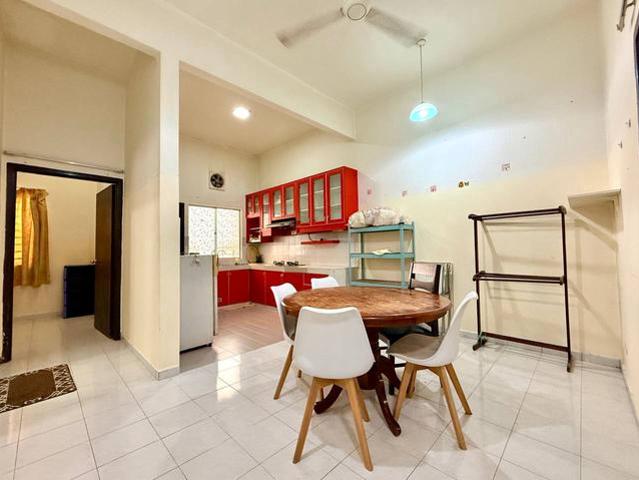 Townhouse for rent in Kajang, Langat