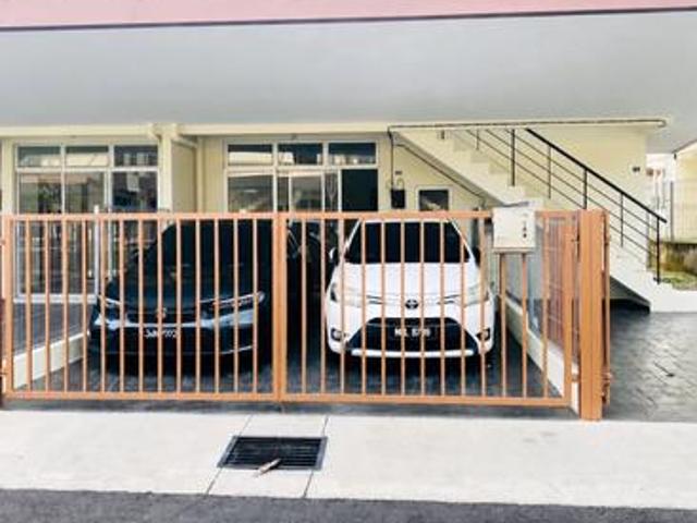 Townhouse for sale in Alor Gajah
