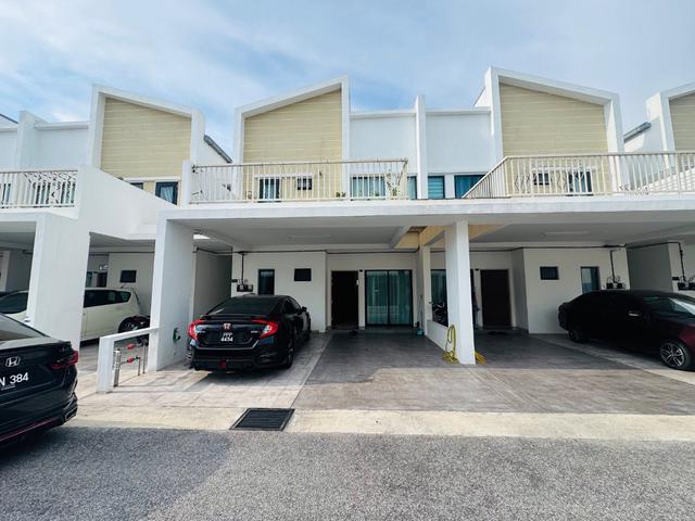 Townhouse for sale in Tasek Gelugor, Seberang Perai