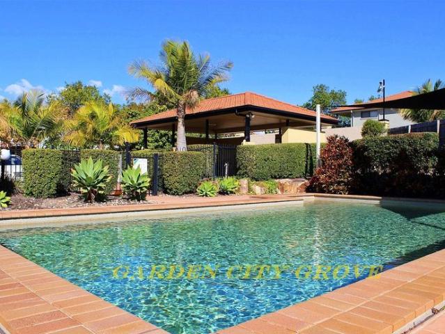 Townhouse for rent in Toombul, Queensland