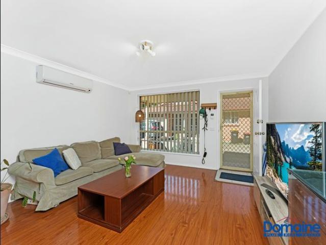 Townhouse for rent in Sydney, New South Wales