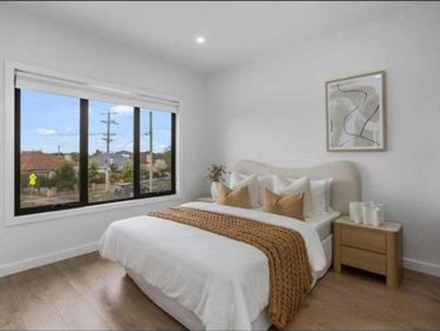 Townhouse for rent in Camerons Creek, Victoria