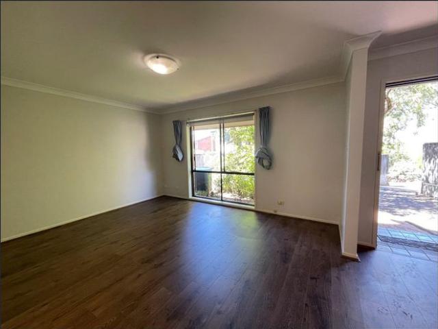 Townhouse for rent in Sydney, New South Wales