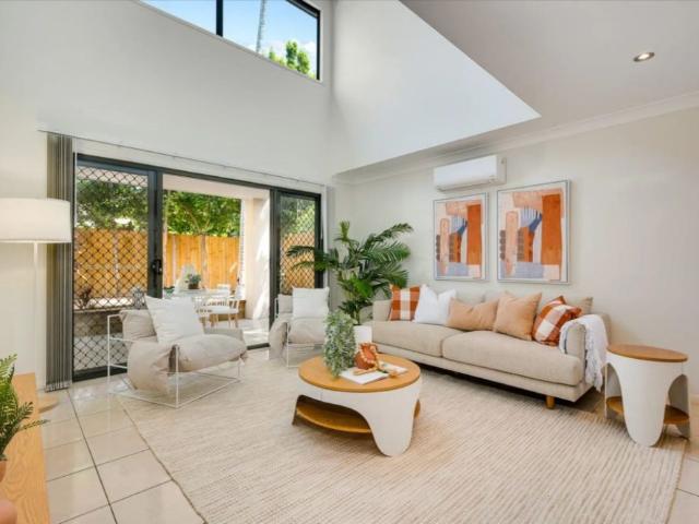 Townhouse for rent in Toombul, Queensland