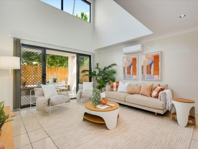 Townhouse for rent in Toombul, Queensland