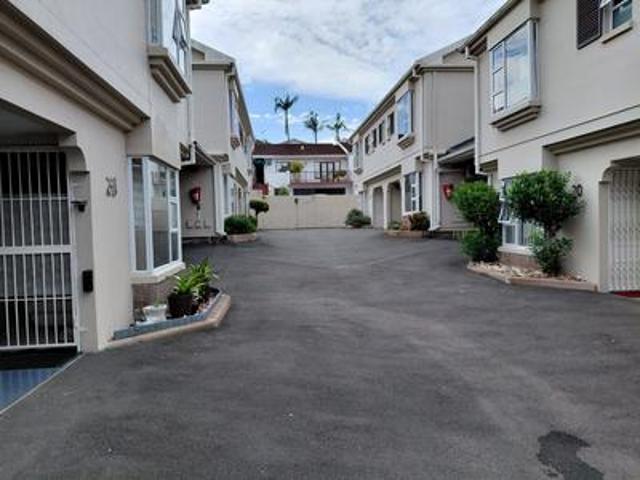 Townhouse for sale in Seaview, Kwazulu-natal