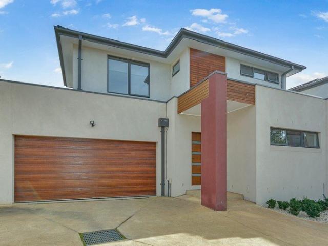 Townhouse for rent in Camerons Creek, Victoria