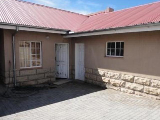 Townhouse for rent in Mantsopa, Free State