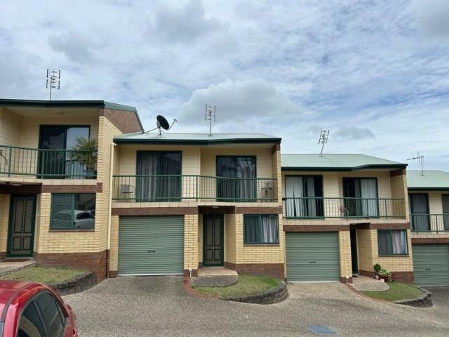 Townhouse for rent in Rainbow Beach, Queensland