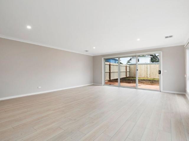Townhouse for rent in Ocean Grove, Victoria