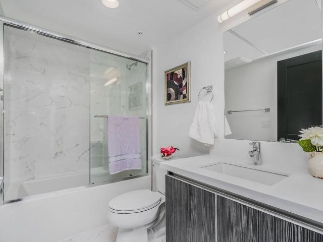 Apartment for rent in Canoga Park, California