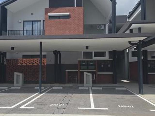 Townhouse for sale in Petaling, Alam Impian