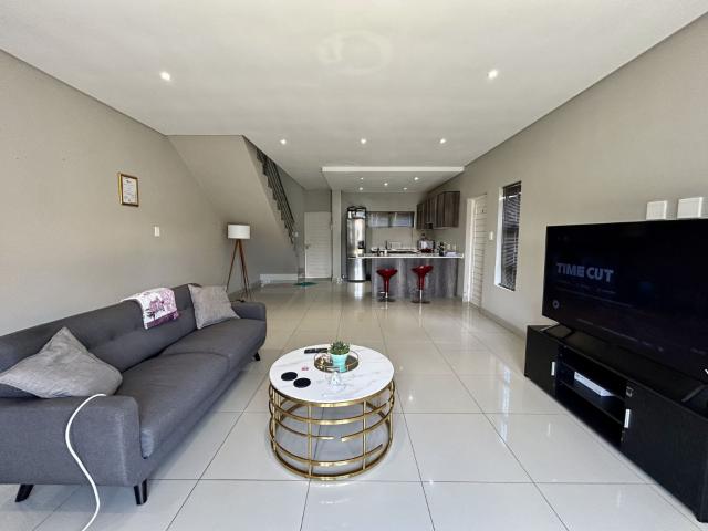 Townhouse for sale in Waterkloof, Gauteng