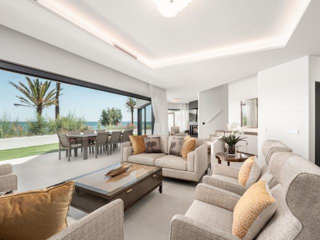 Casa en alquiler en Barriada Islas Canarias, Costa del Sol Occidental