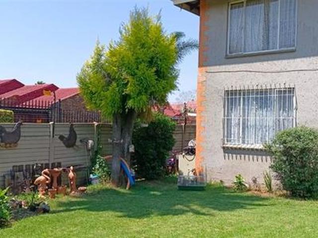 Townhouse for sale in Ekurhuleni, Gauteng