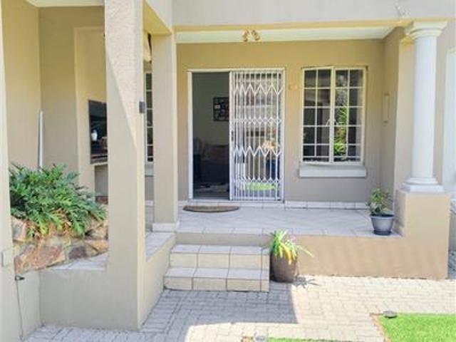 Townhouse for sale in Ekurhuleni, Gauteng