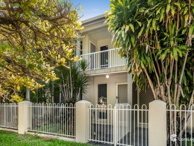 Townhouse for rent in Rosslea, Townsville